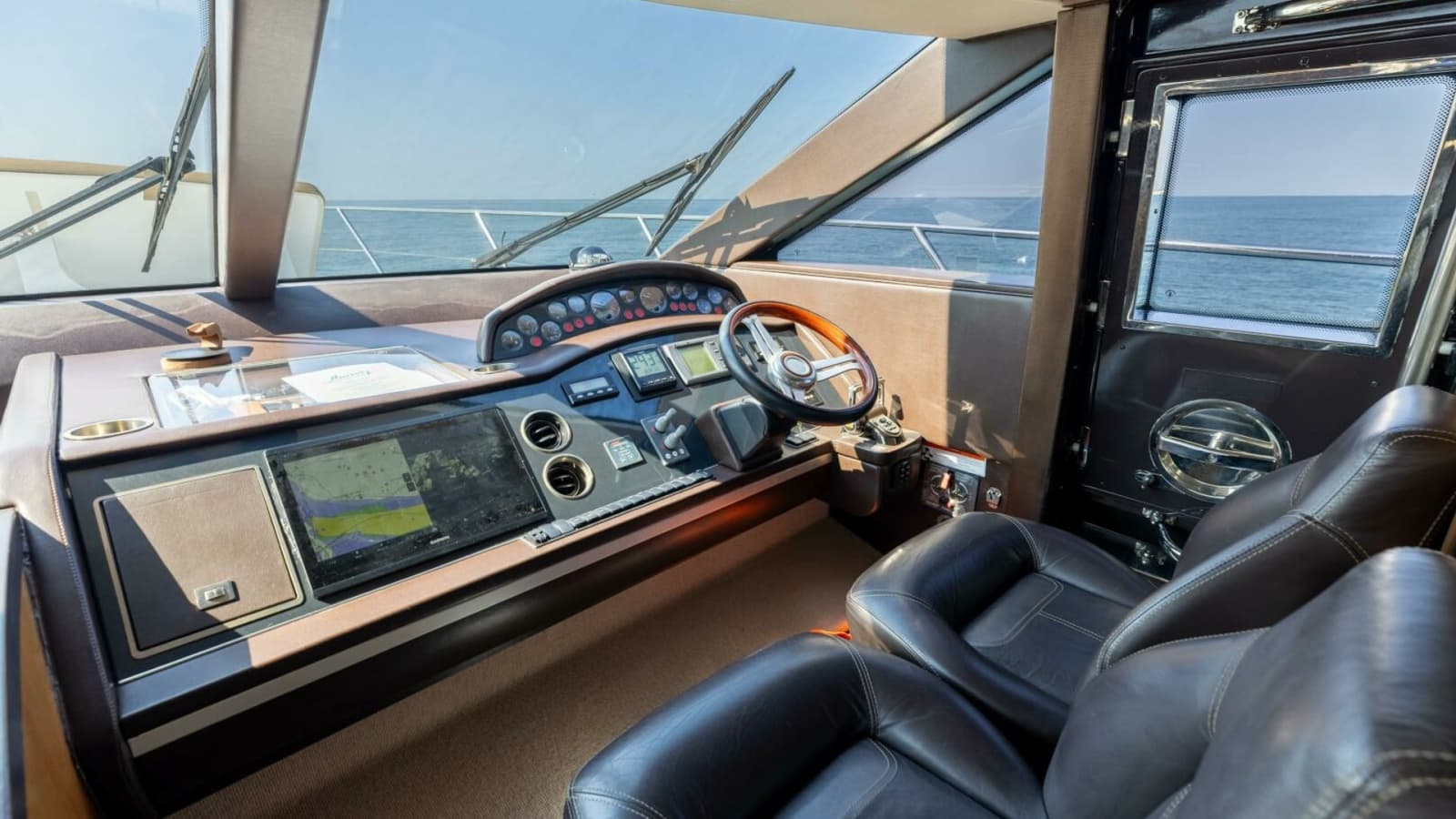 2011 Princess 64 - Photo 7