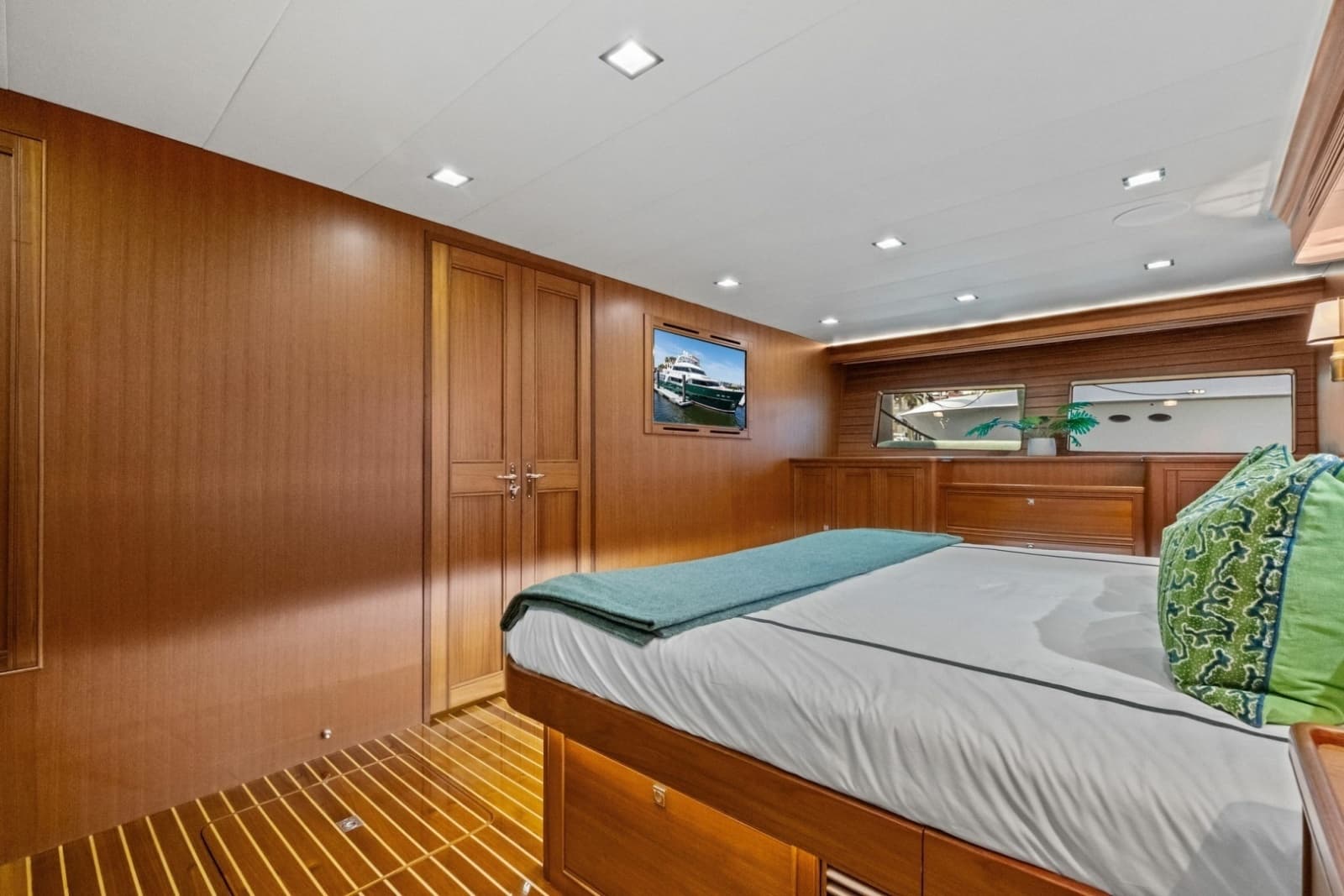 2024 Marlow 90V - Photo 111