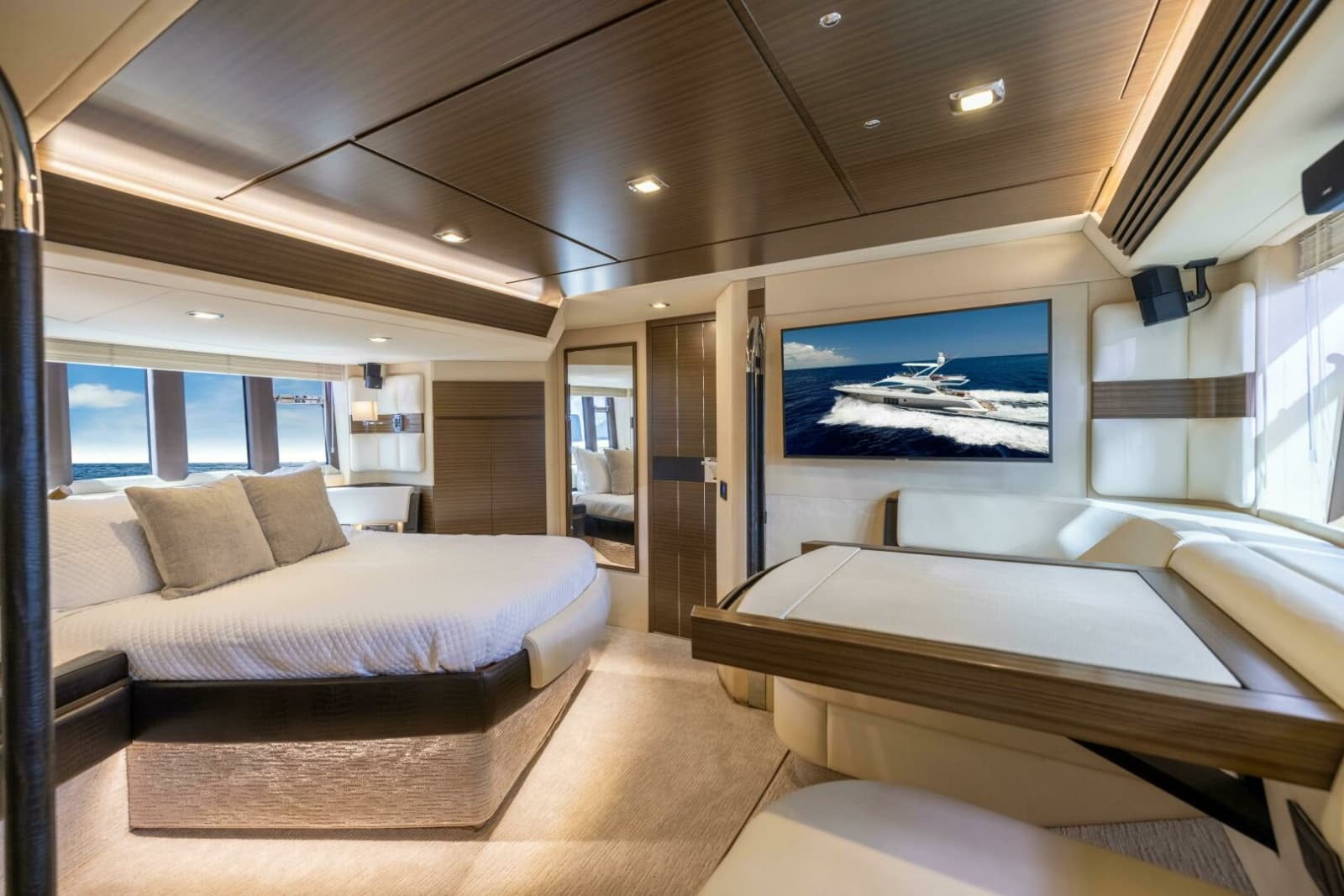 2015 Azimut 64 Flybridge - Photo 20