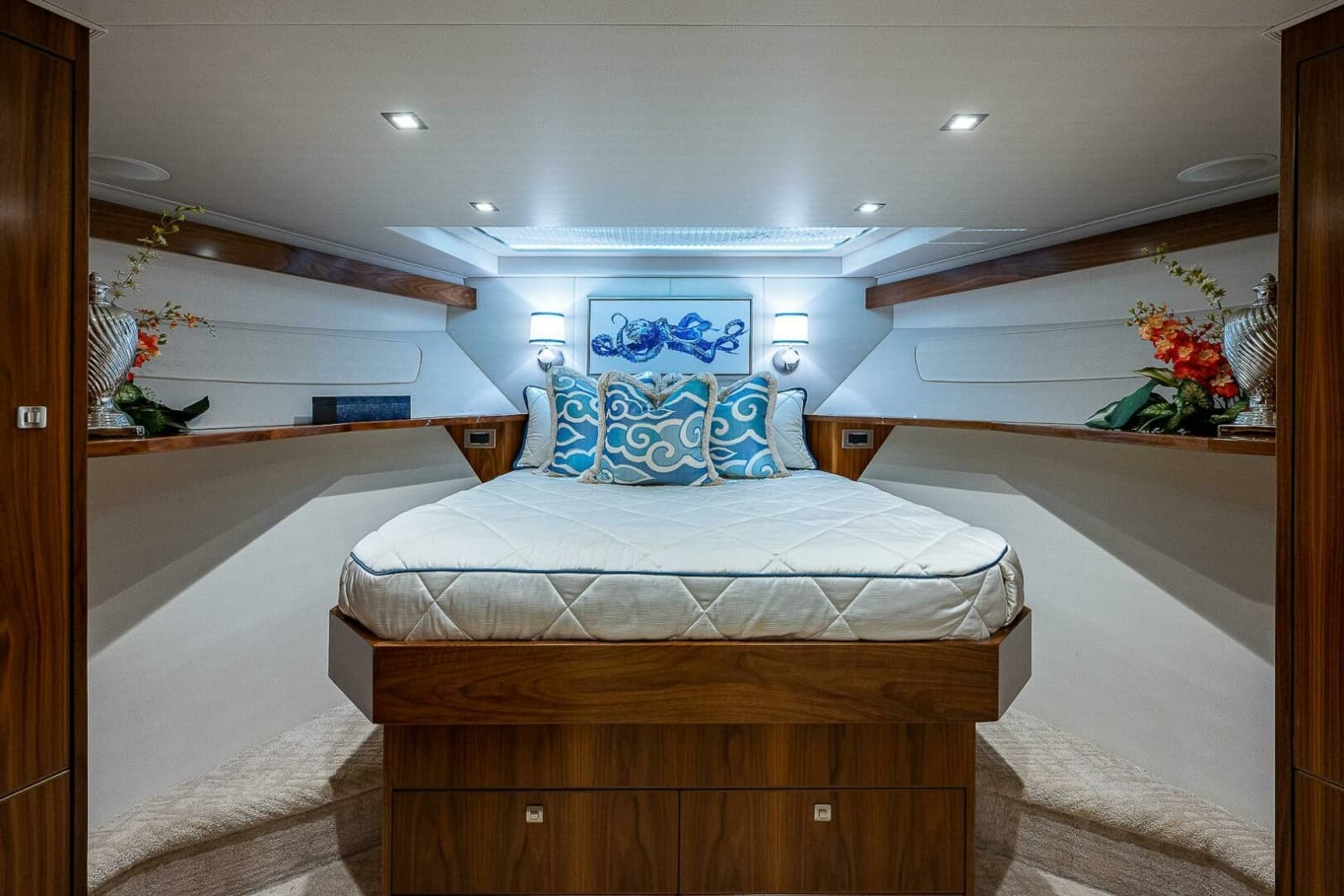 2017 Viking 75 Motoryacht - Photo 20