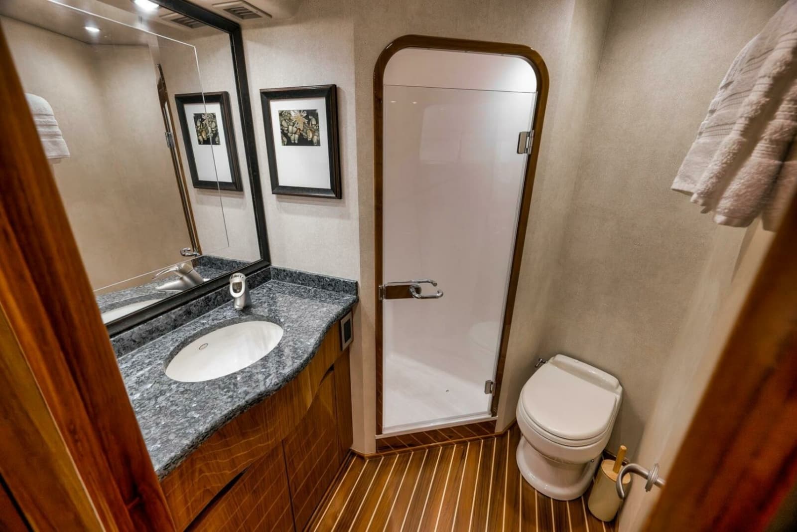 2011 Viking 76 Enclosed Bridge - Photo 69
