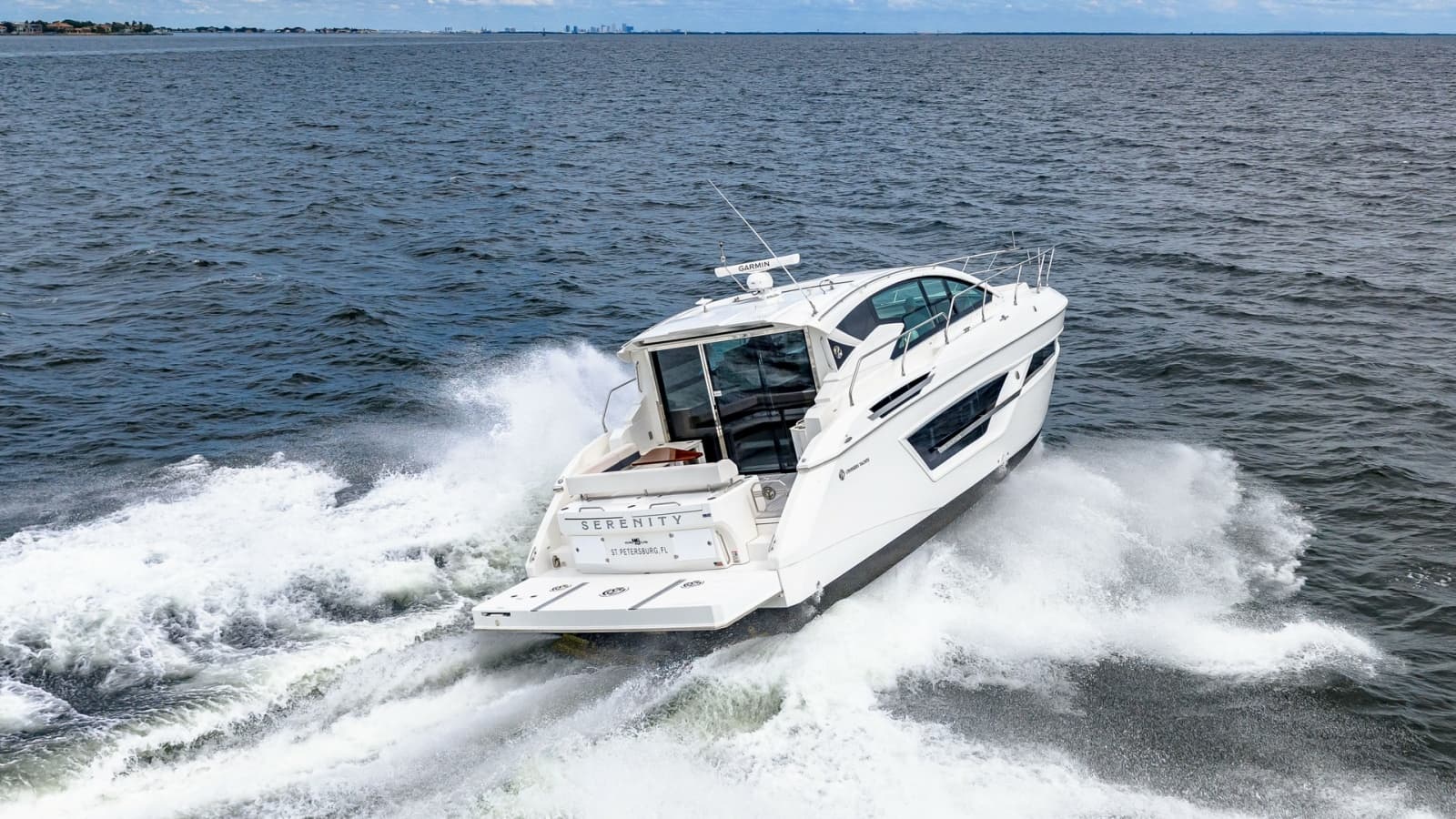 2019 Cruisers Yachts Cantius 46 - Photo 77
