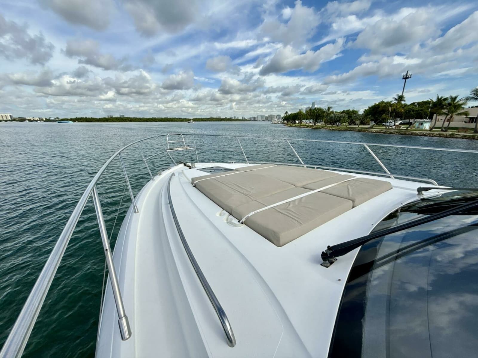 2017 Princess V58 - Photo 48