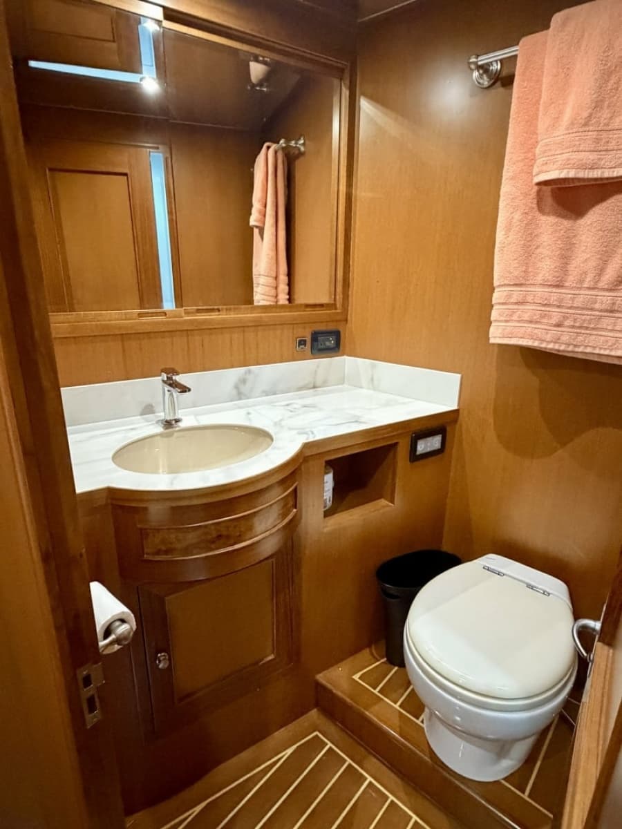 2012 Alaskan 70 Motor Yacht - Photo 69