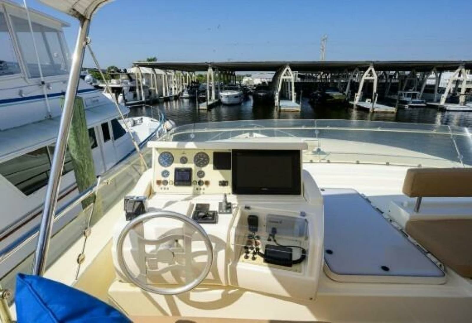 2000 Ferretti Yachts 72 Motoryacht - Photo 7