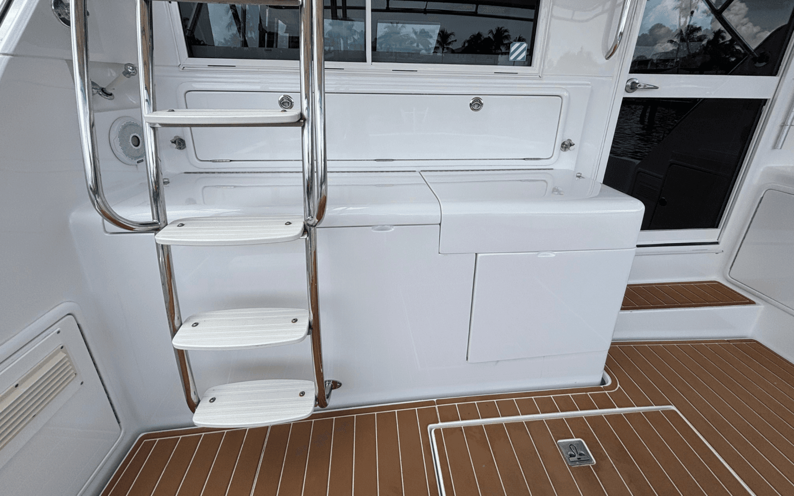2001 Riviera 43  Convertible - Photo 39