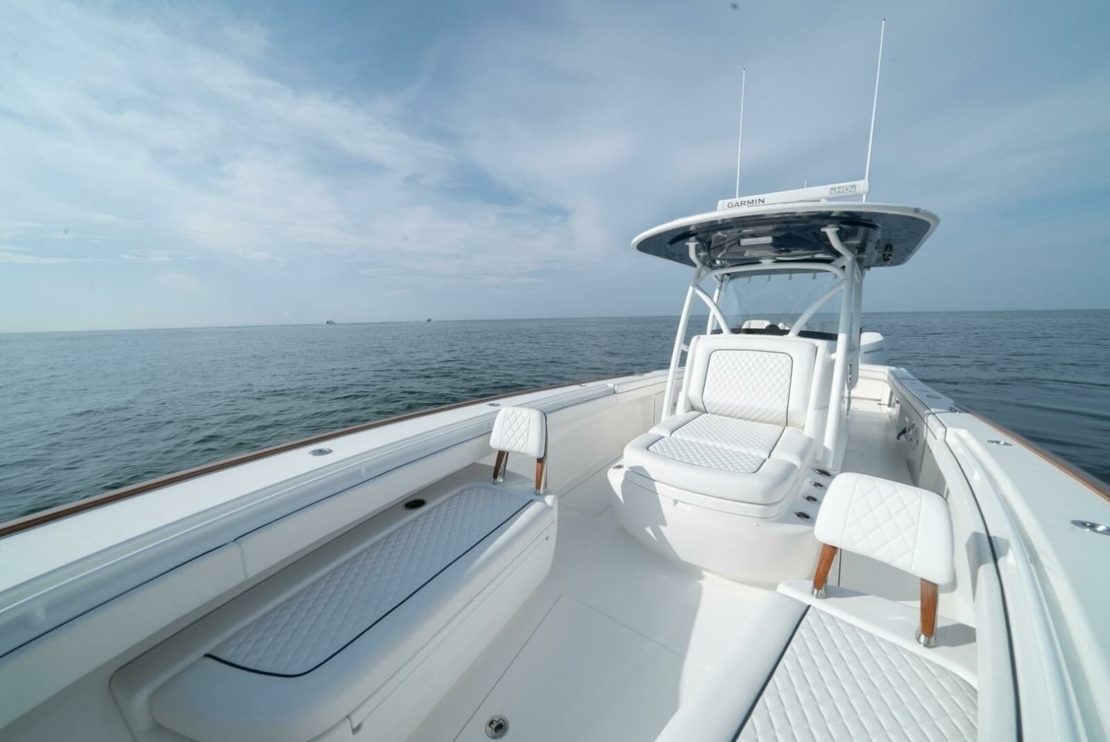 2022 Valhalla Boatworks V-37 - Photo 19