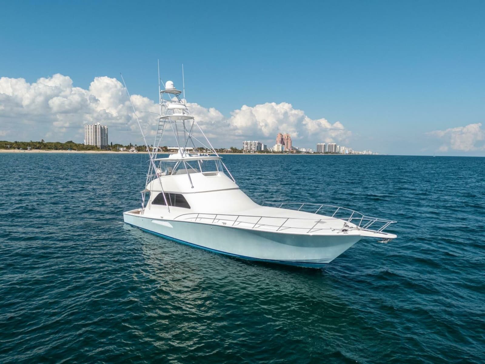 2006 Viking 68 Convertible - Photo 8