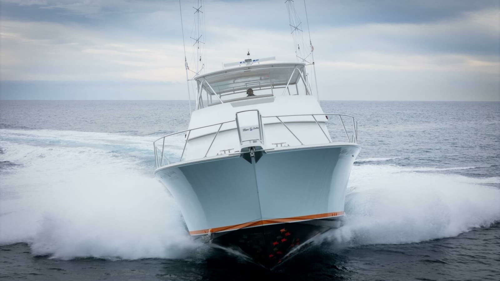 2000 Viking 55 Convertible - Photo 45