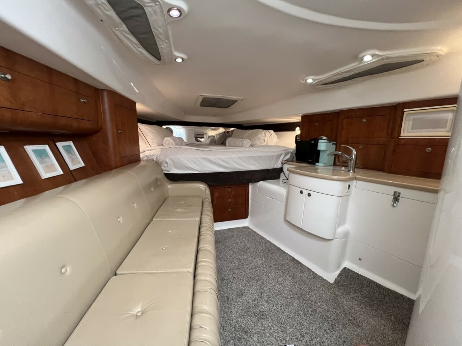 2007 Intrepid 377 Walkaround - Photo 30