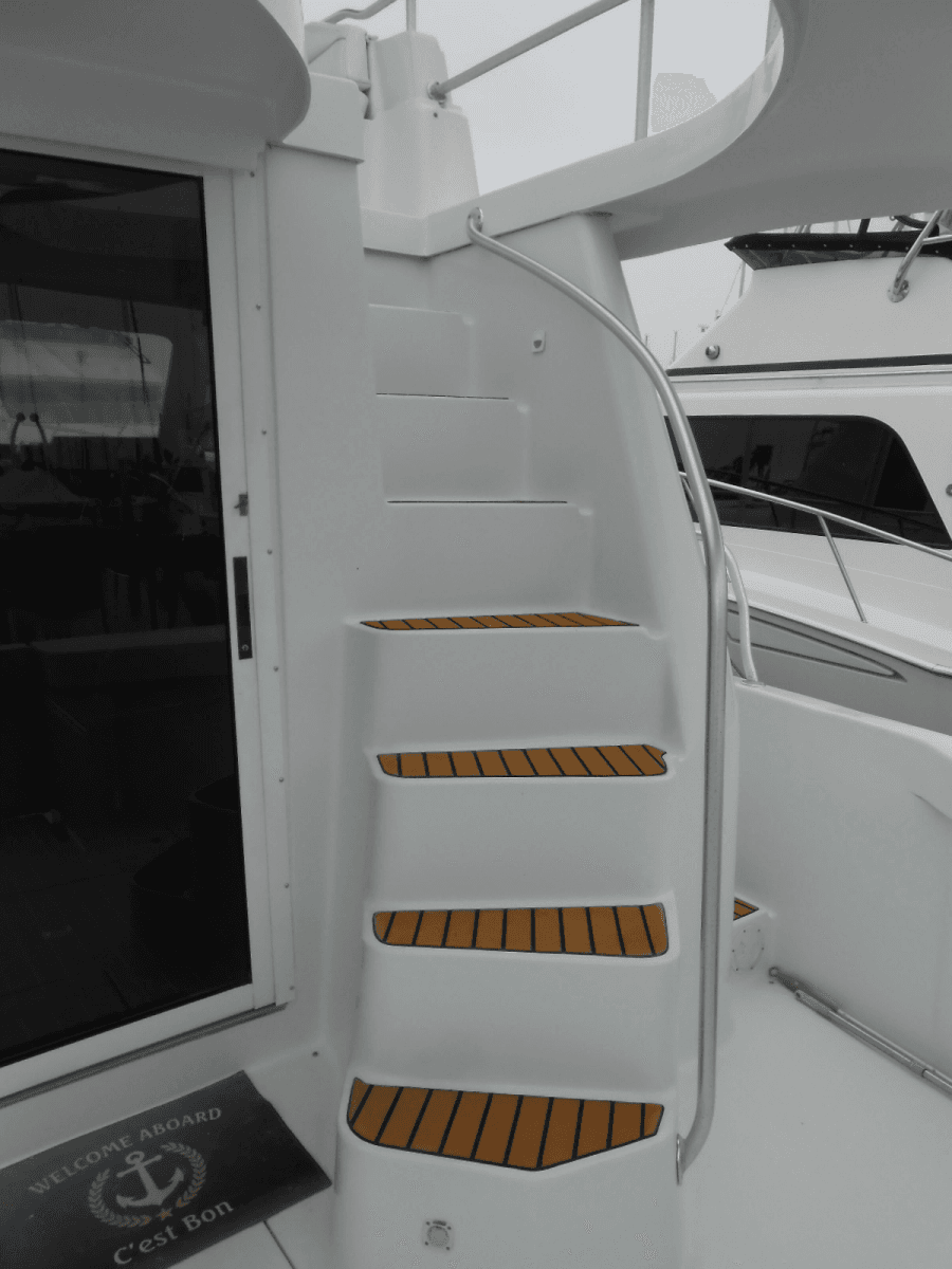 1997 Mainship 350 - Photo 2