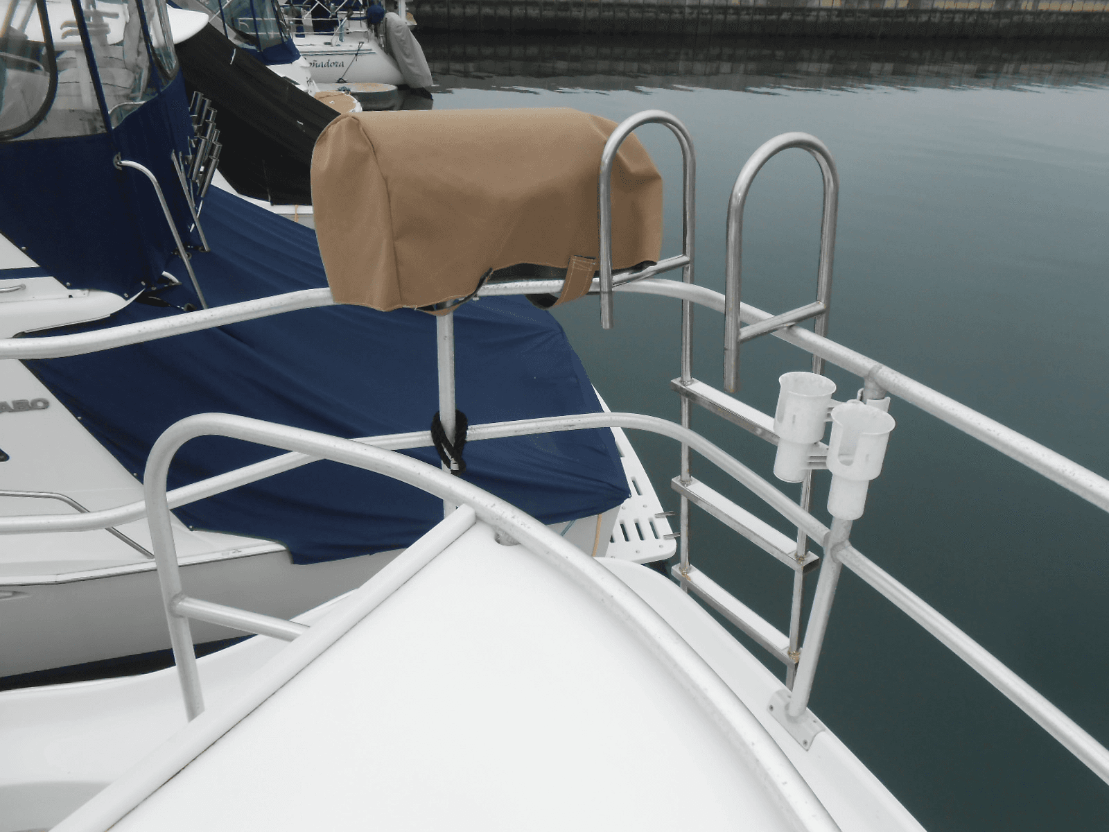 1997 Mainship 350 - Photo 22