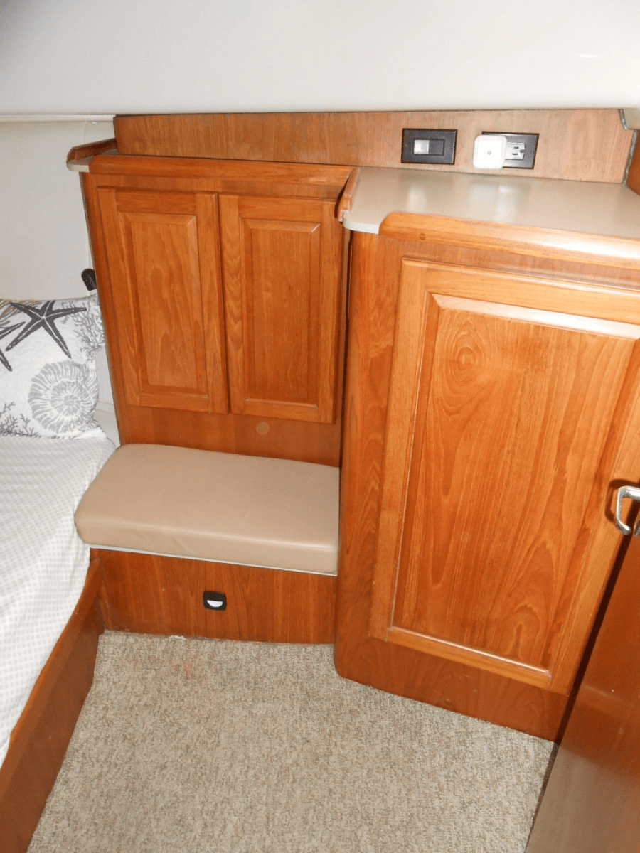 1997 Mainship 350 - Photo 14