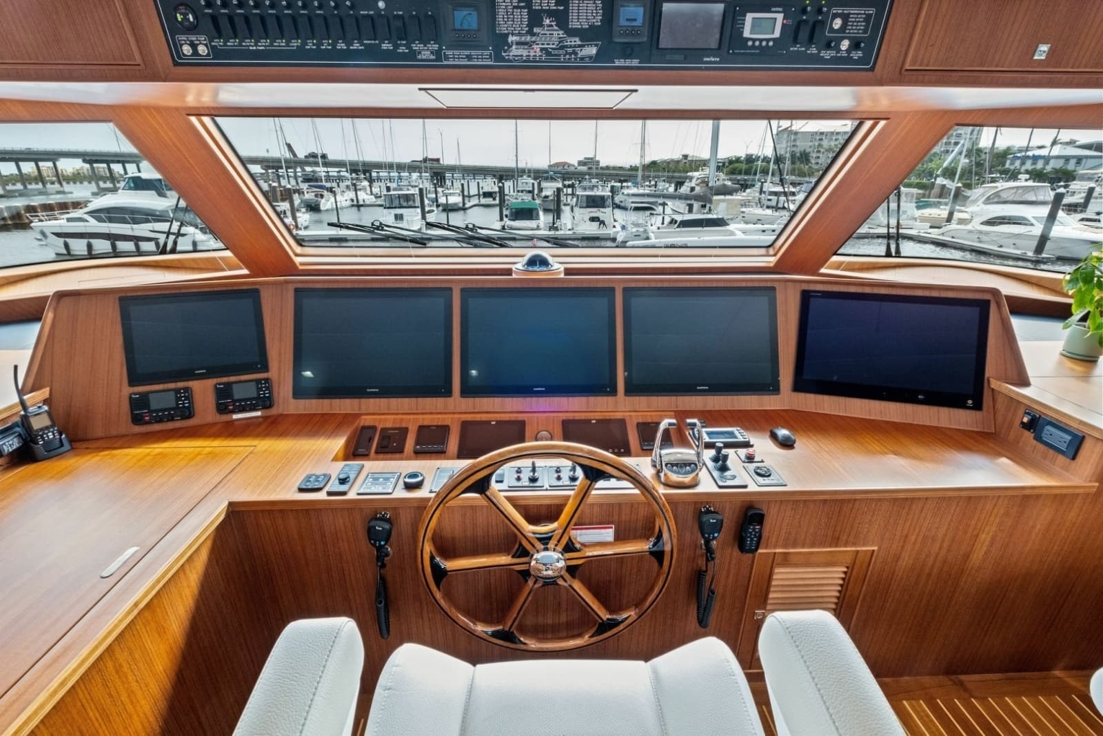2024 Marlow 90V - Photo 3