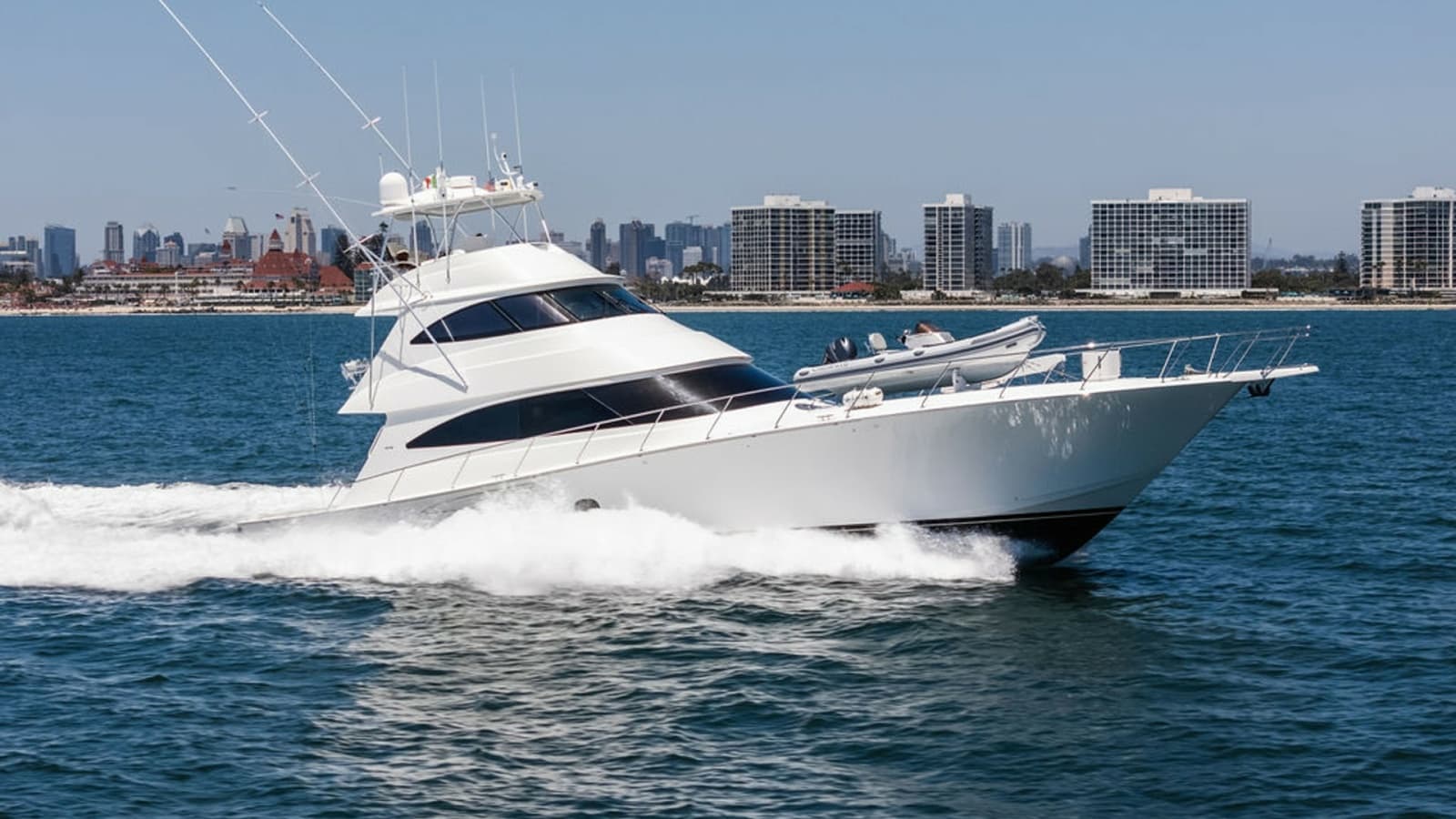 2019 Viking 80 Skybridge - Photo 85