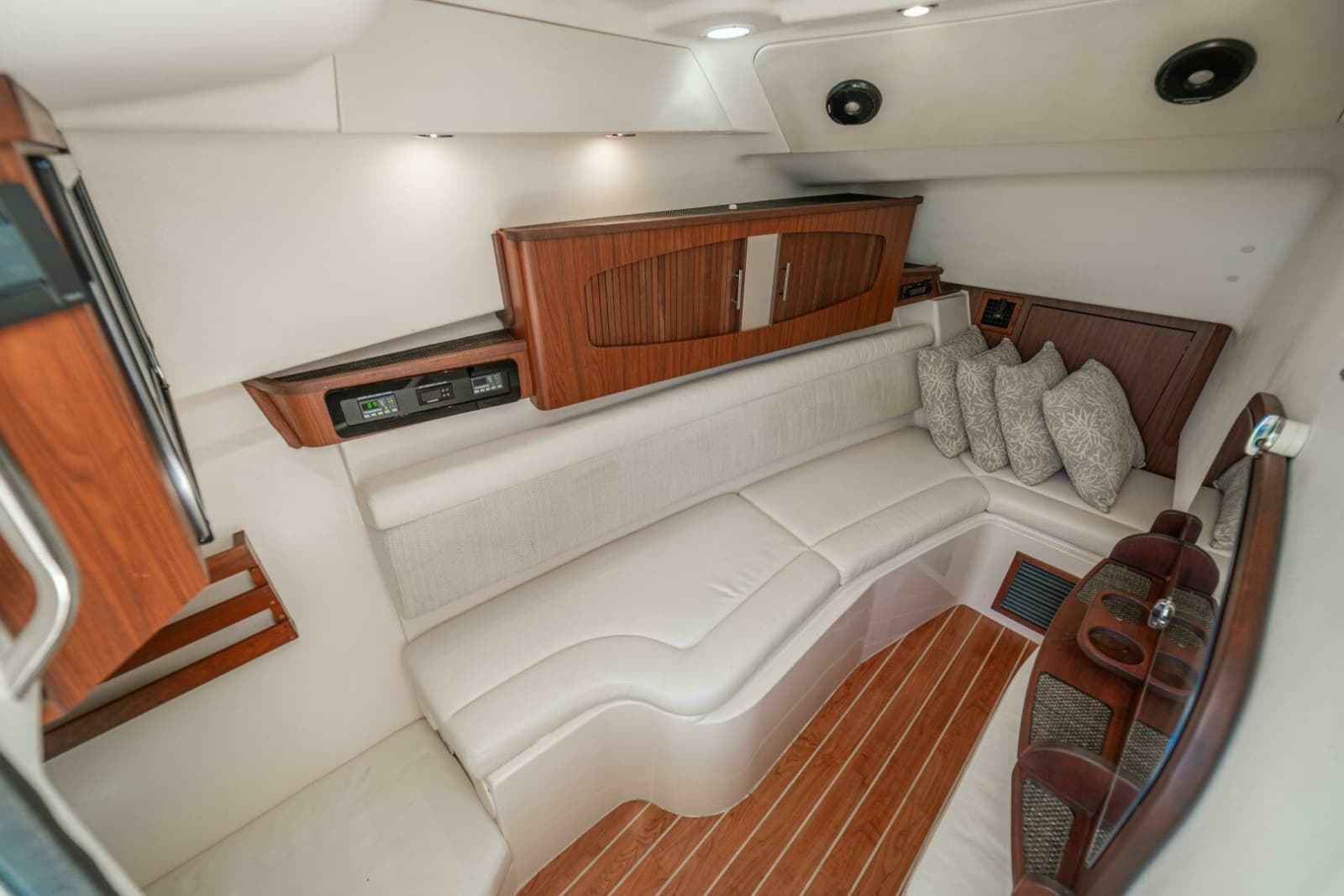 2020 Grady-White Freedom 375 - Photo 69
