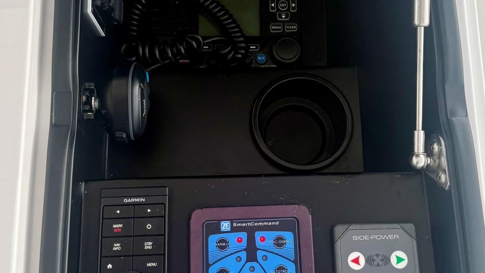 2021 Viking 48 Convertible - Photo 57