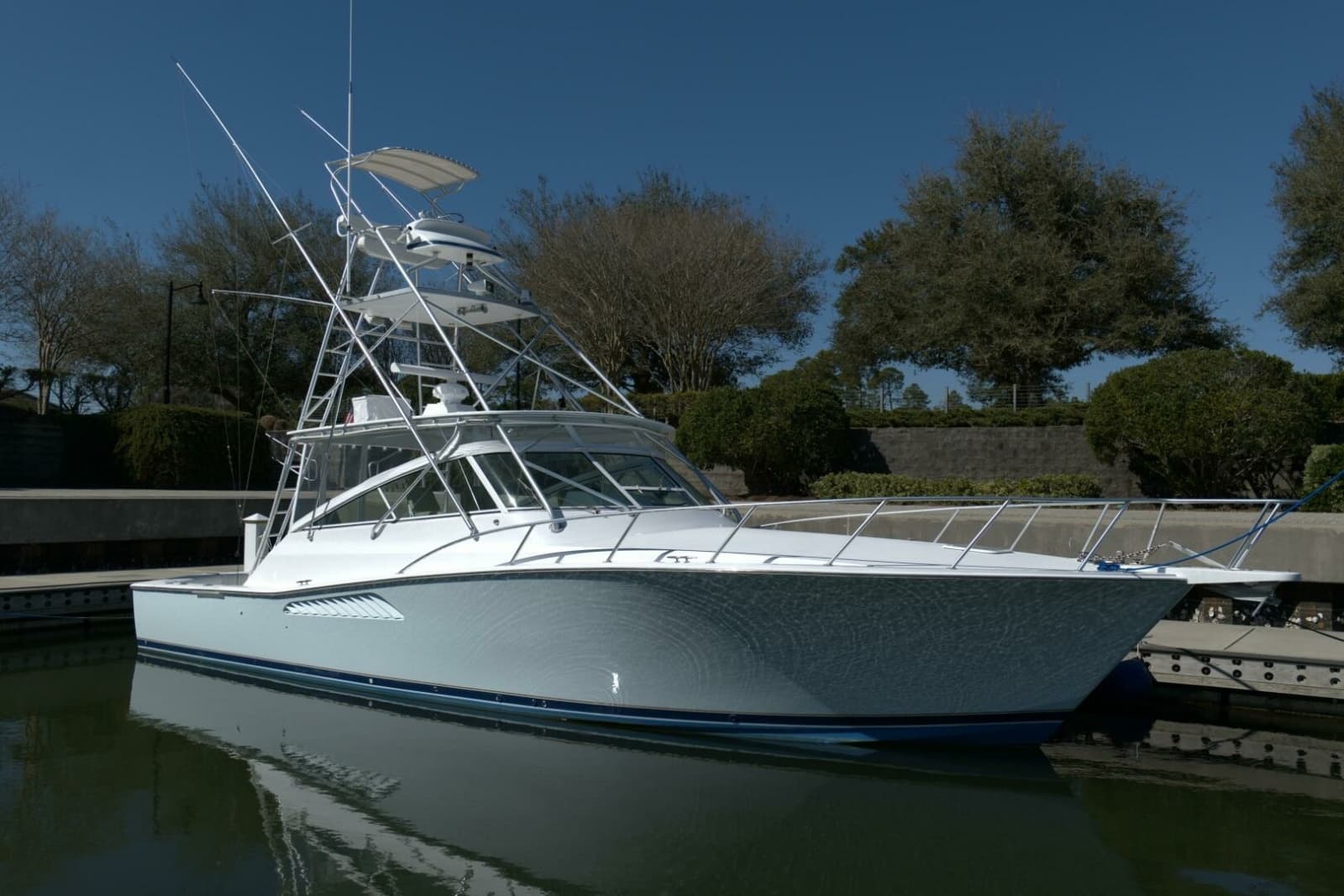 2002 Viking 43 Open - Photo 46