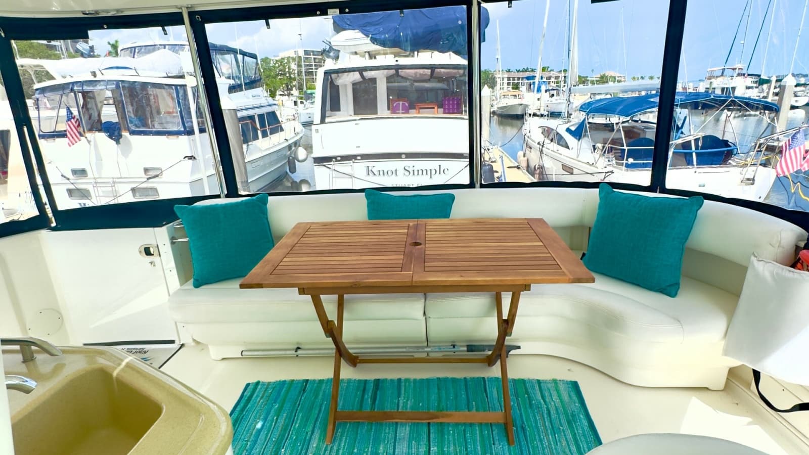 2006 Sea Ray 40 Motor Yacht - Photo 6