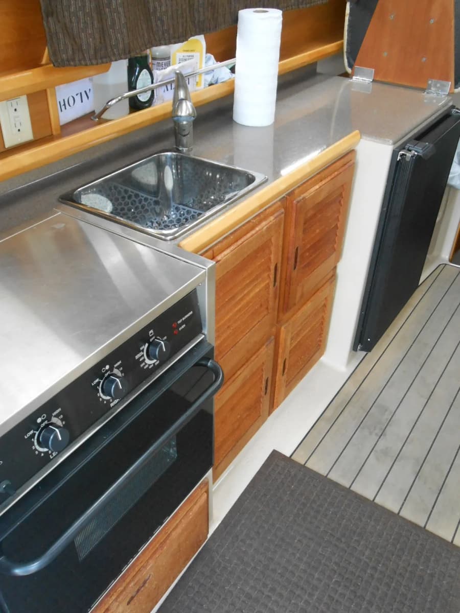 2013 Cutwater C-28 - Photo 4