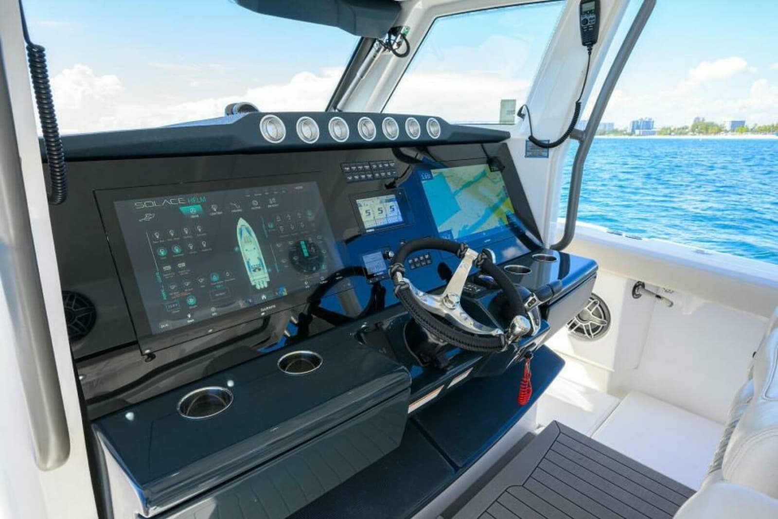 2021 Solace Center Console - Photo 18