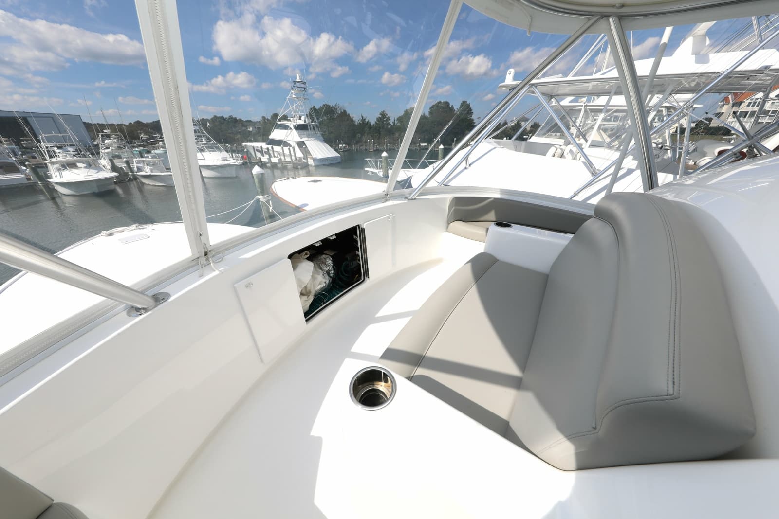 2023 Viking 54 Convertible - Photo 36