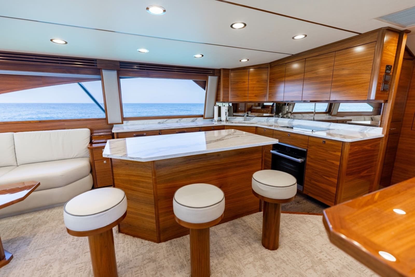 2023 Viking 72 Convertible - Photo 13