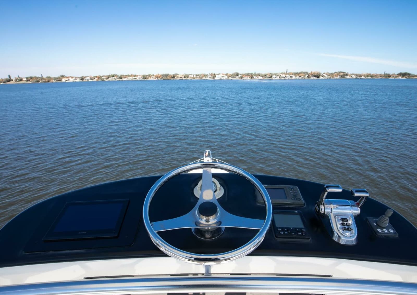 2009 Viking 64 Enclosed Bridge w/ Tower - Photo 12