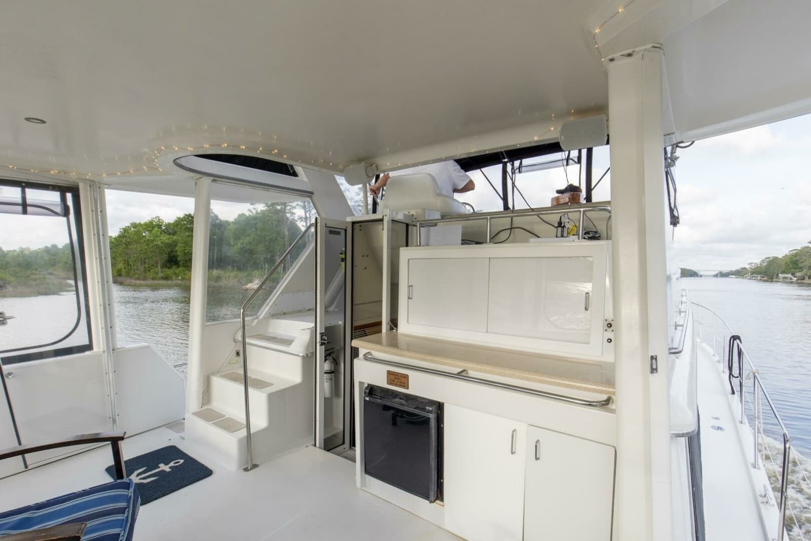 1997 Carver 445 Aft Cabin - Photo 35