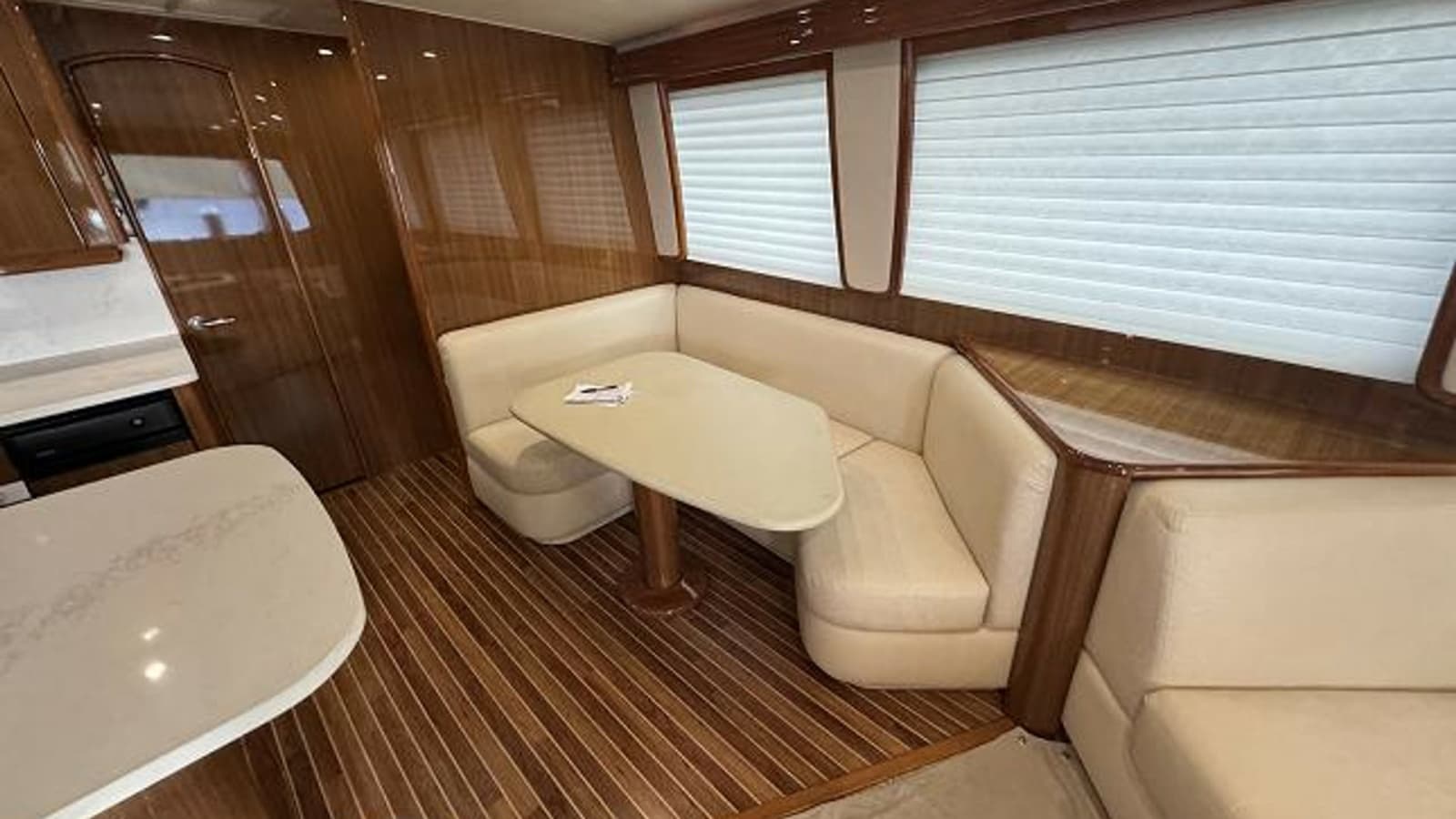 2007 Viking 74 Enclosed Bridge - Photo 6
