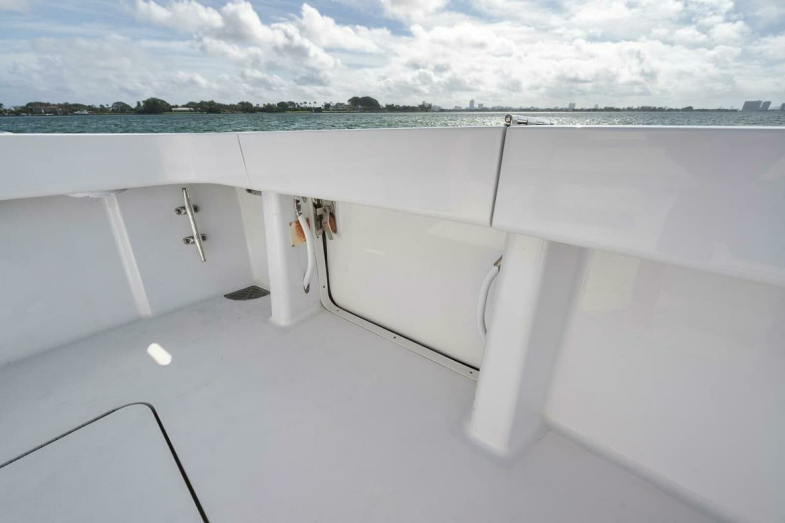 2007 Viking 52 Sport Coupe - Photo 47