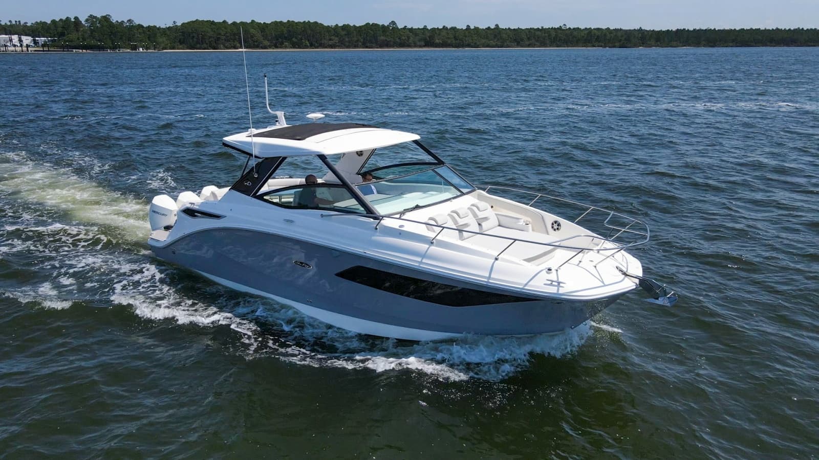 2022 Sea Ray 320 Sundancer OB - Photo 1