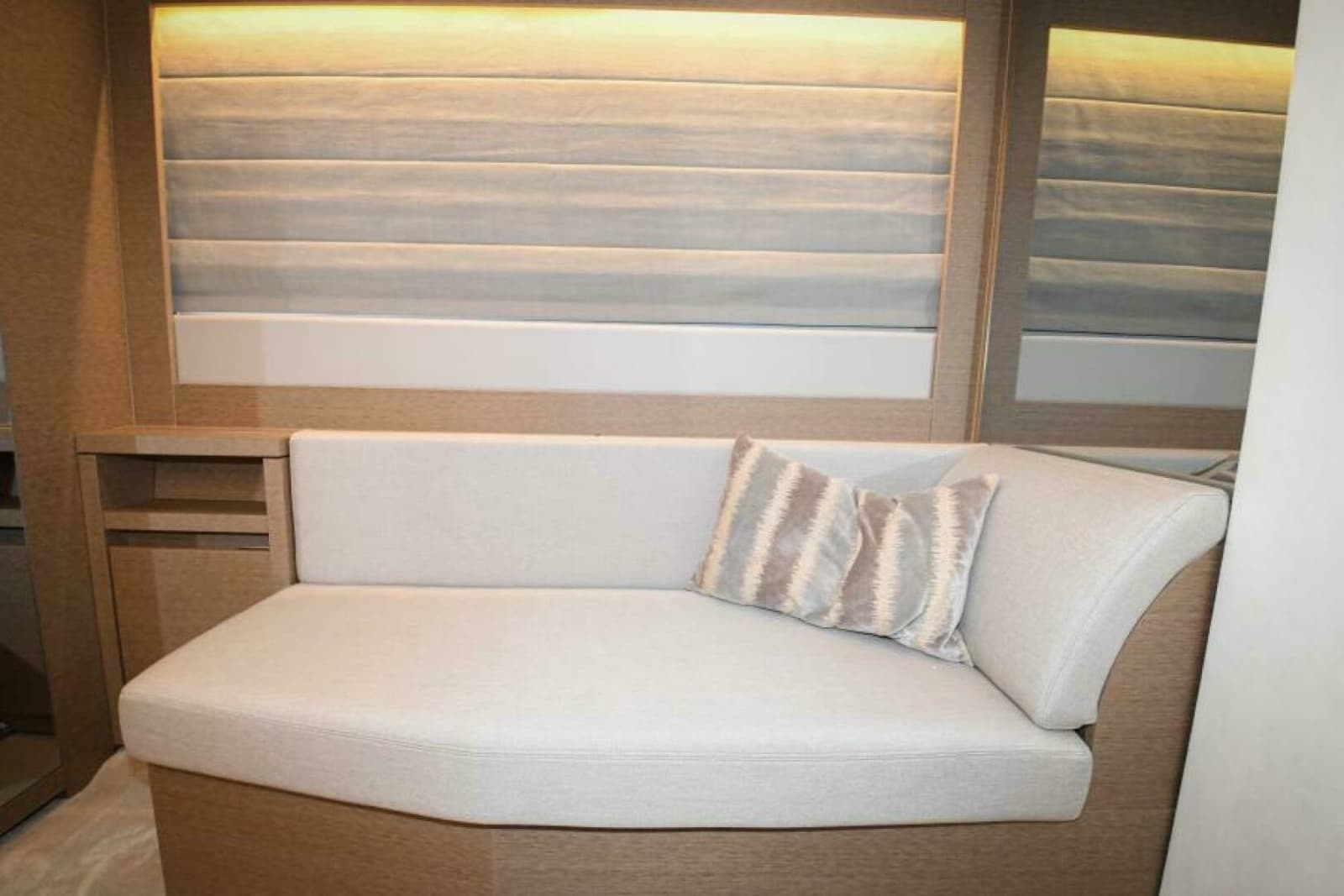 2023 Prestige 520 Flybridge - Photo 12