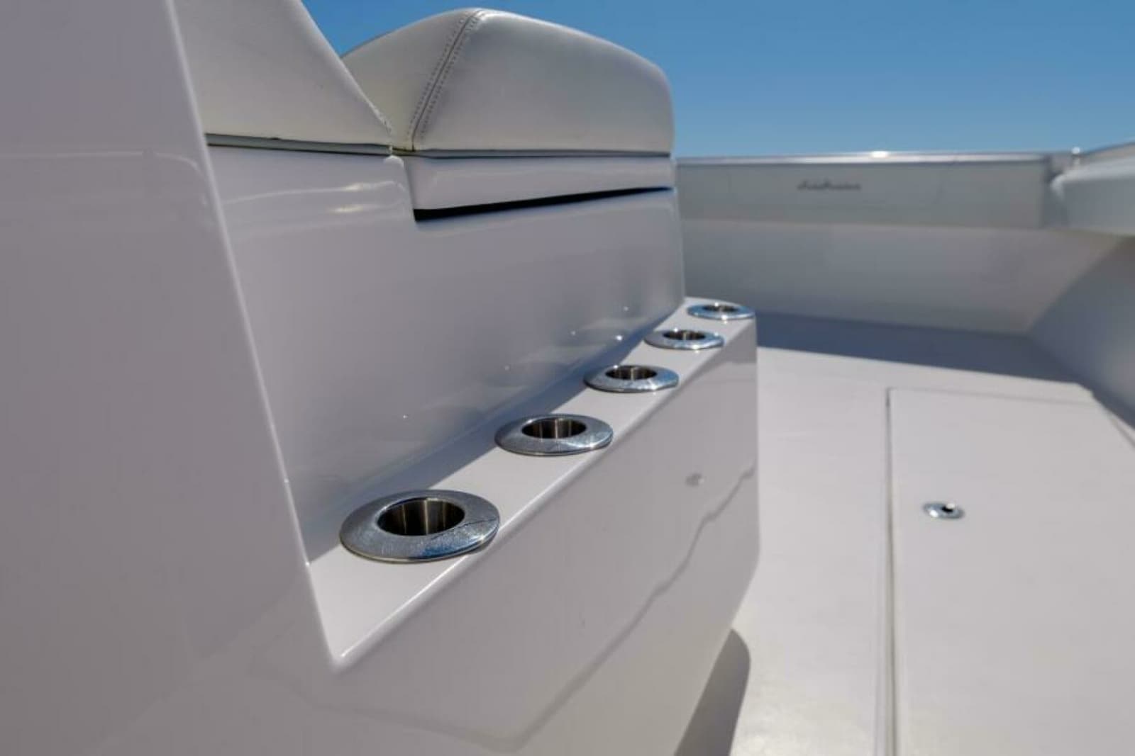 2023 SeaHunter 38 CTS - Photo 17