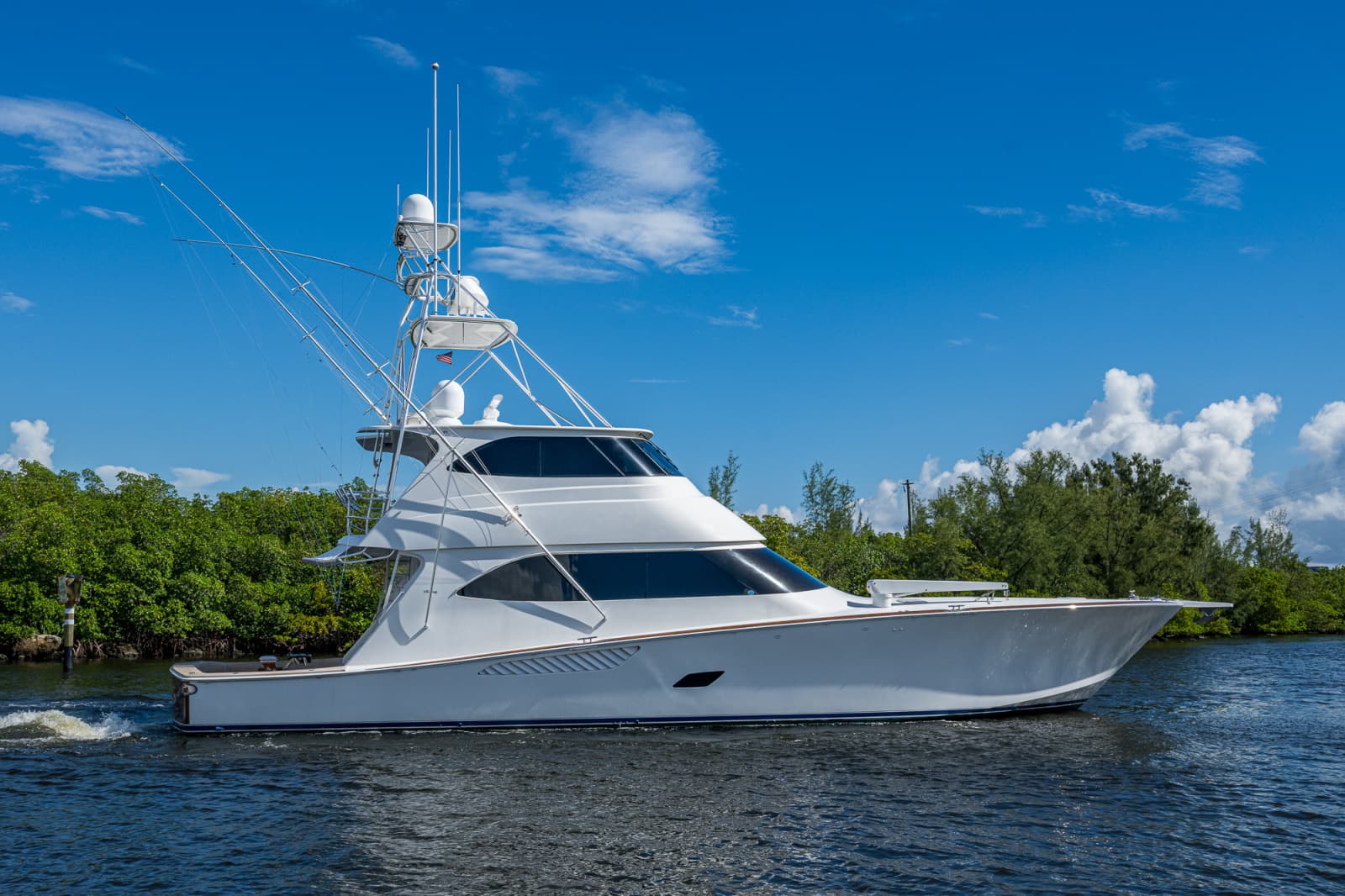2011 Viking 76 Enclosed Bridge - Photo 1