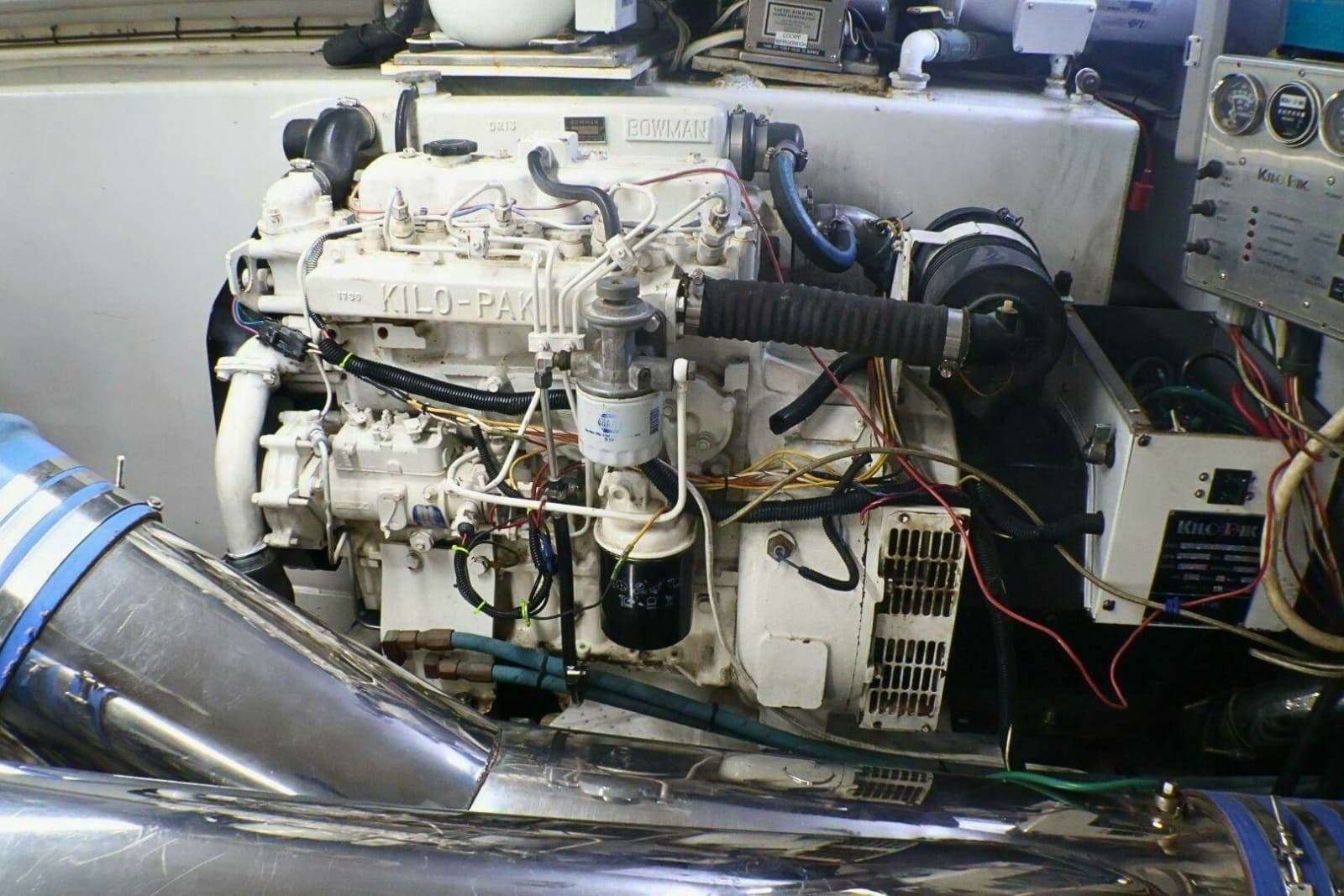 2001 Donzi 73 Sport Yacht - Photo 75