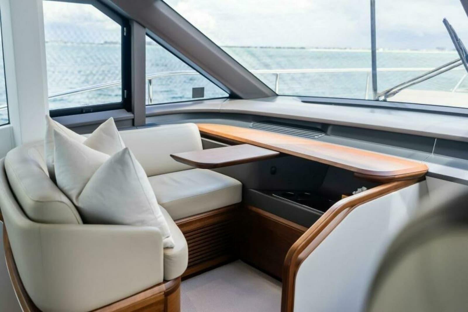2024 Princess Y72 Motor Yacht - Photo 90