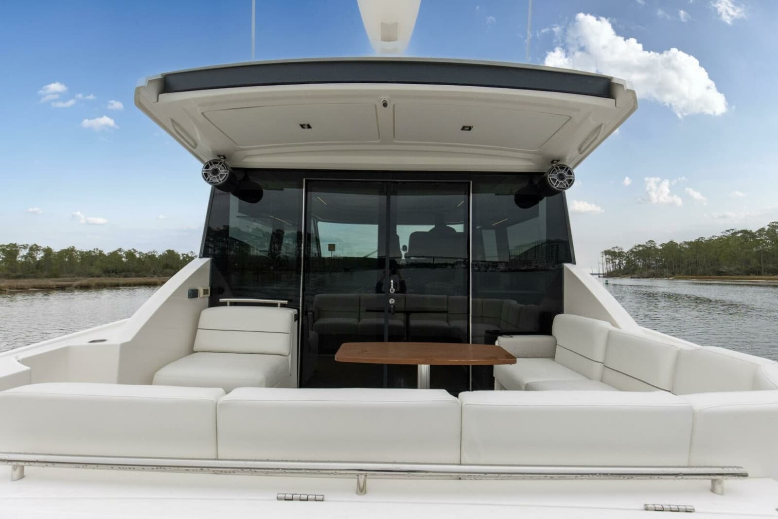 2019 Tiara Yachts C49 Coupe - Photo 67