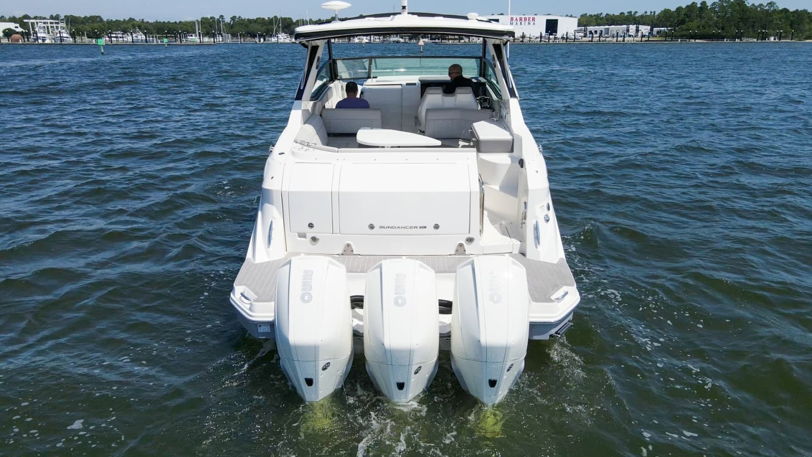 2022 Sea Ray 320 Sundancer OB - Photo 43
