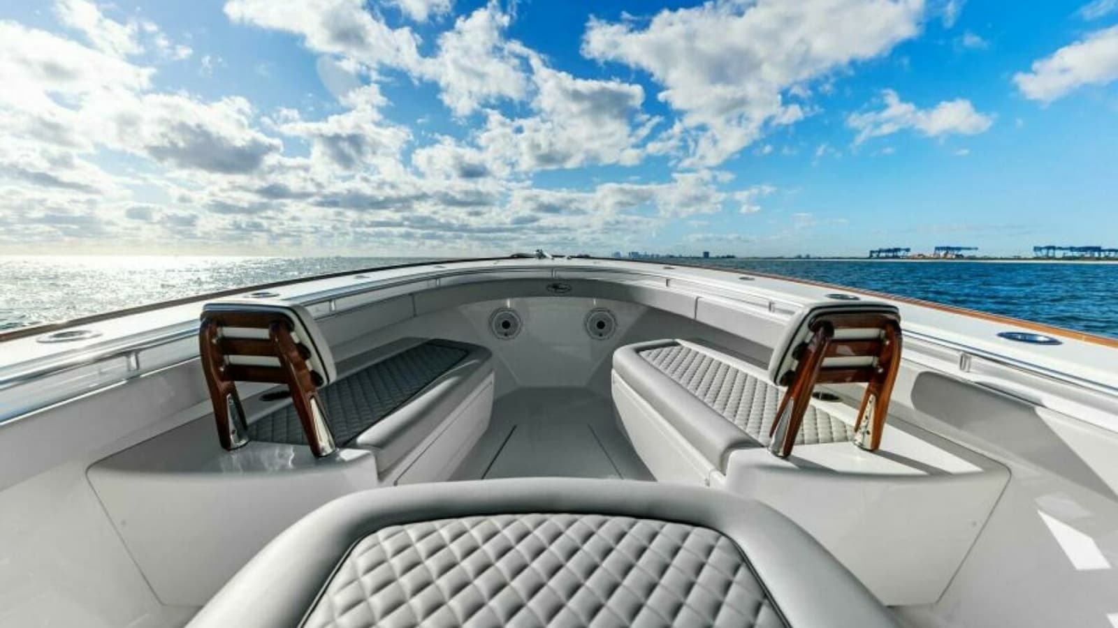 2021 Valhalla Boatworks V-37 - Photo 3