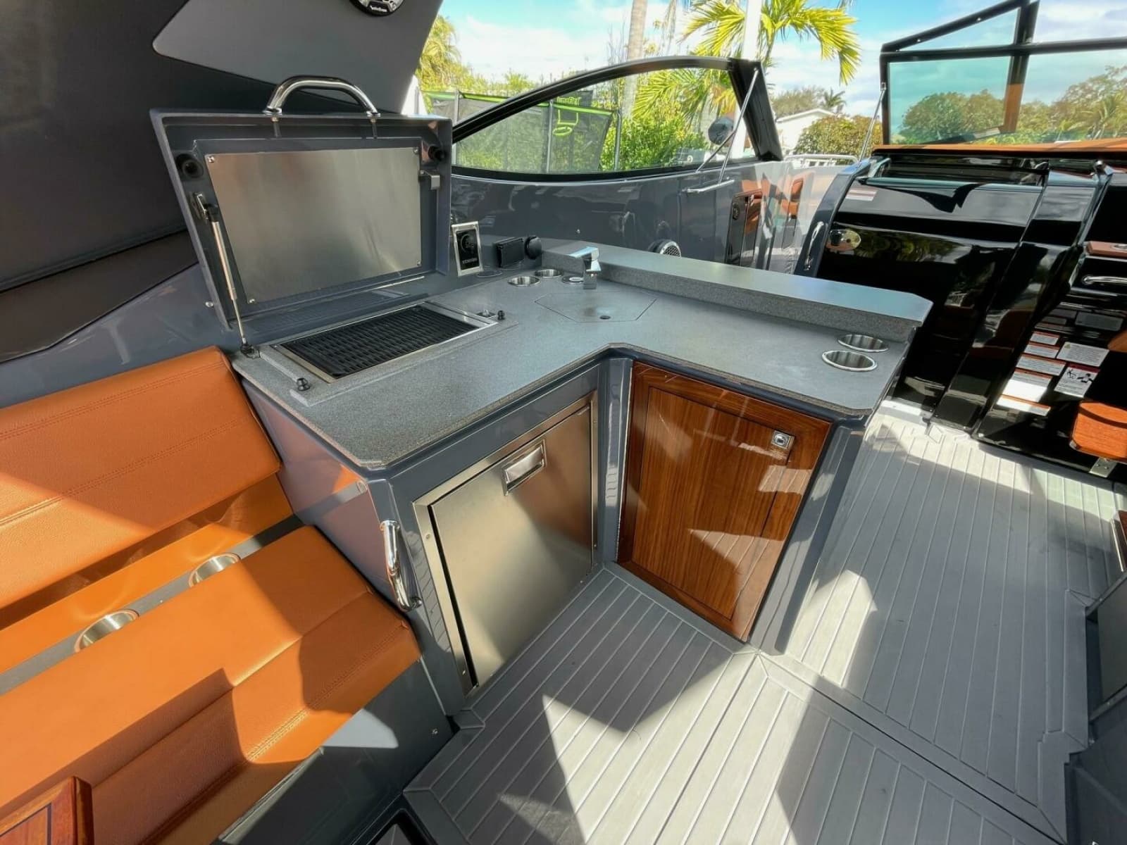 2023 Cruisers Yachts 38 GLS - Photo 35