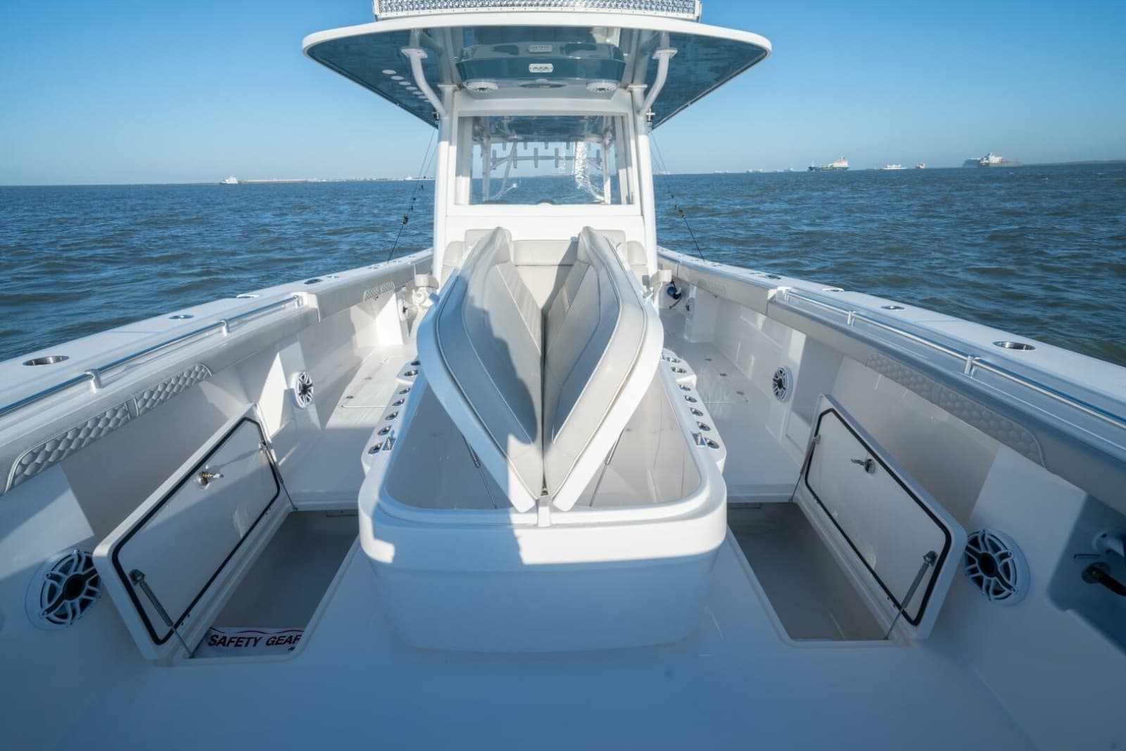 2023 Invincible 46 Catamaran - Photo 7