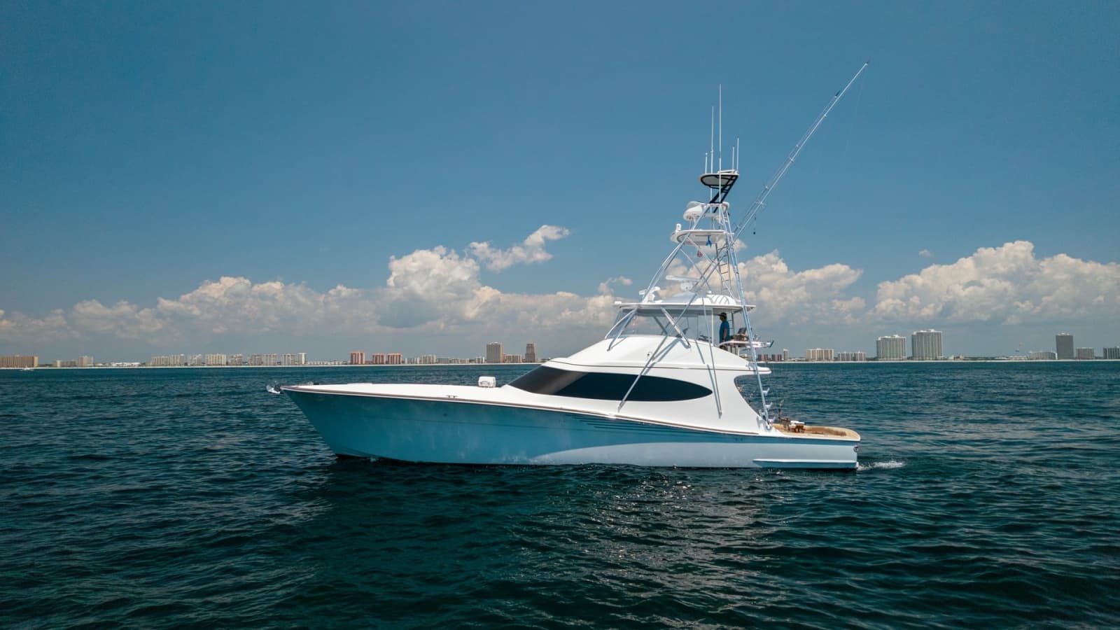 2021 Hatteras 65 GT - Photo 82