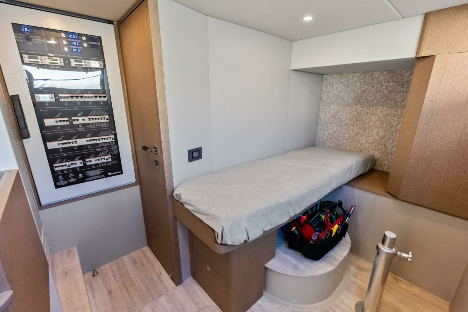 2025 Absolute 75 Navetta - Photo 87