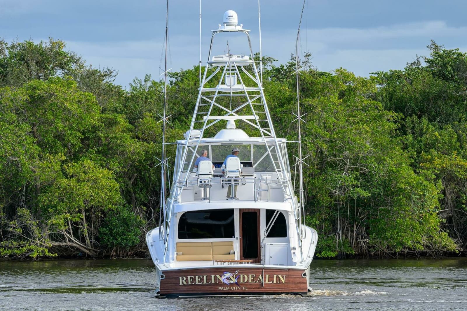 2013 Hatteras GT63 - Photo 54