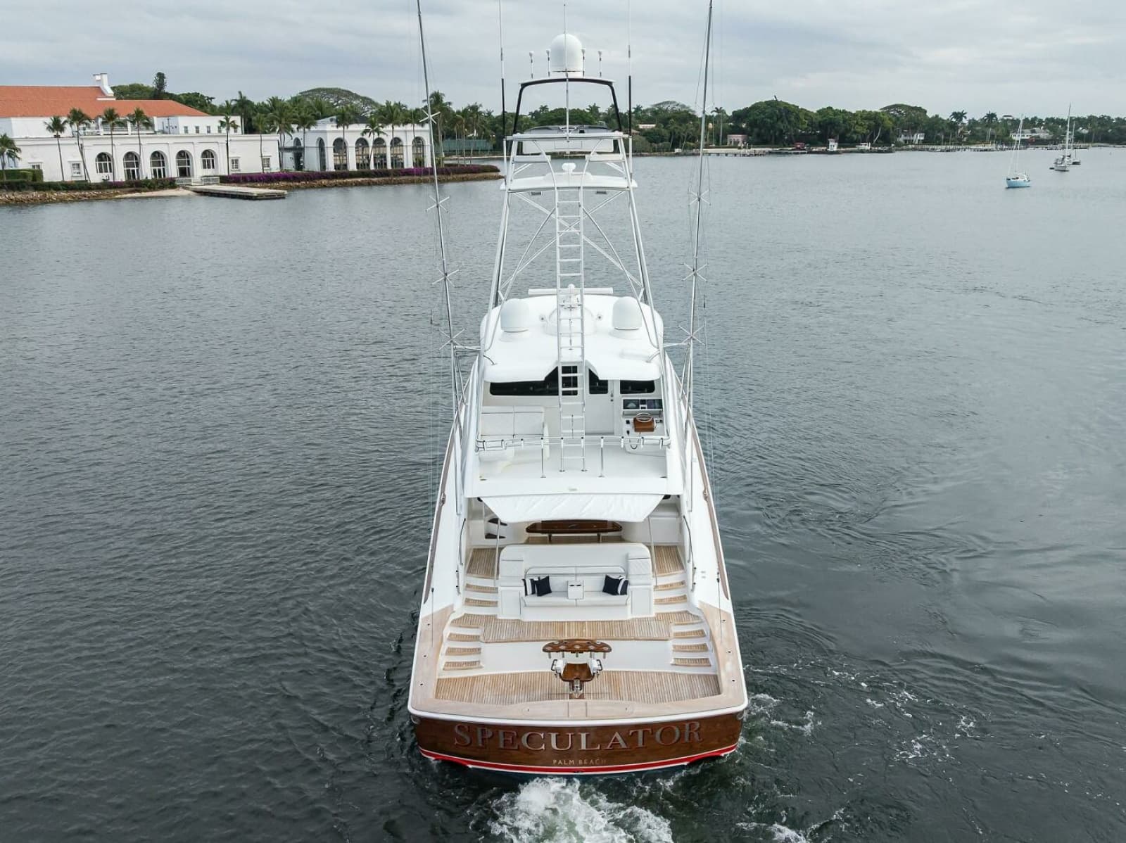 2017 Viking 92 Enclosed Bridge - Photo 5