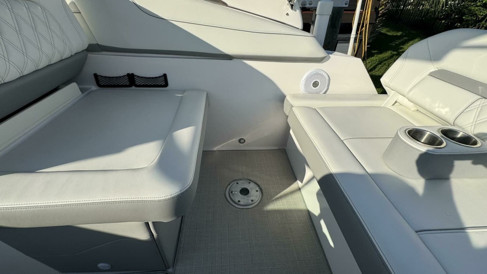 2022 Regal 26 XO - Photo 12