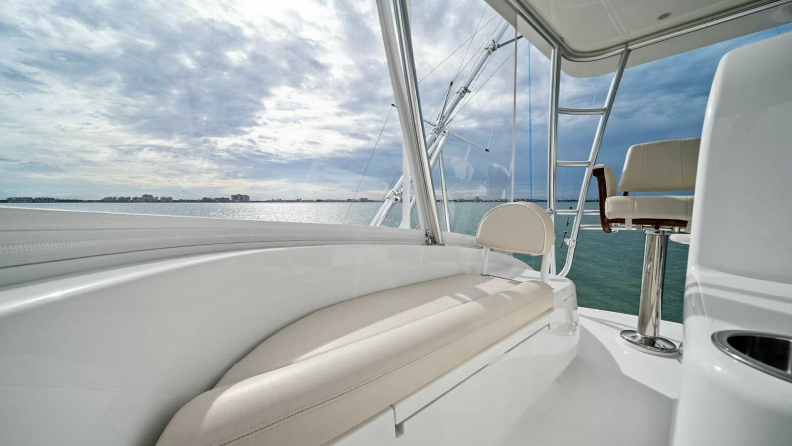 2021 Viking 46 Billfish - Photo 79