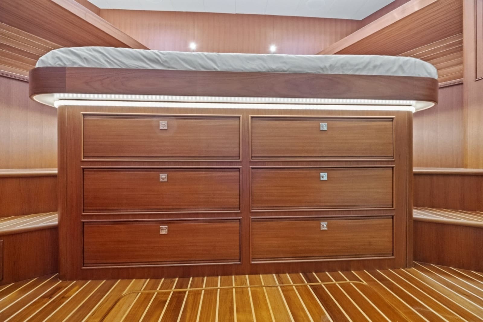 2024 Marlow 90V - Photo 75