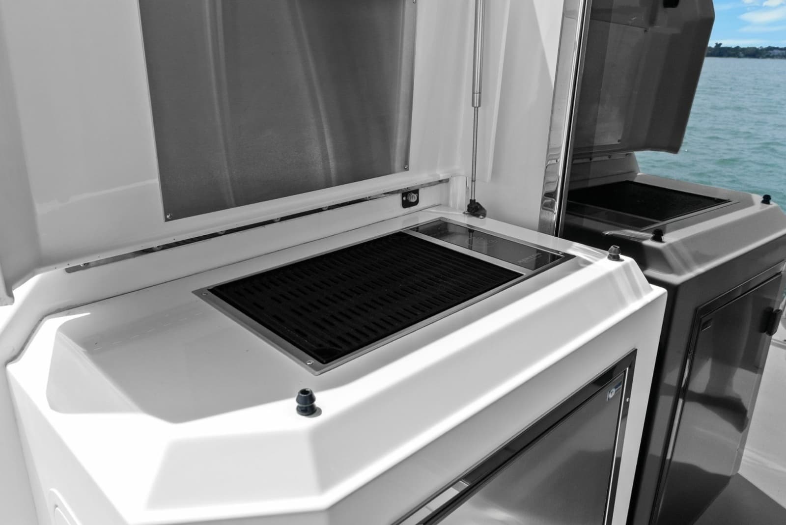2014 Cruisers Yachts 48 Cantius - Photo 45